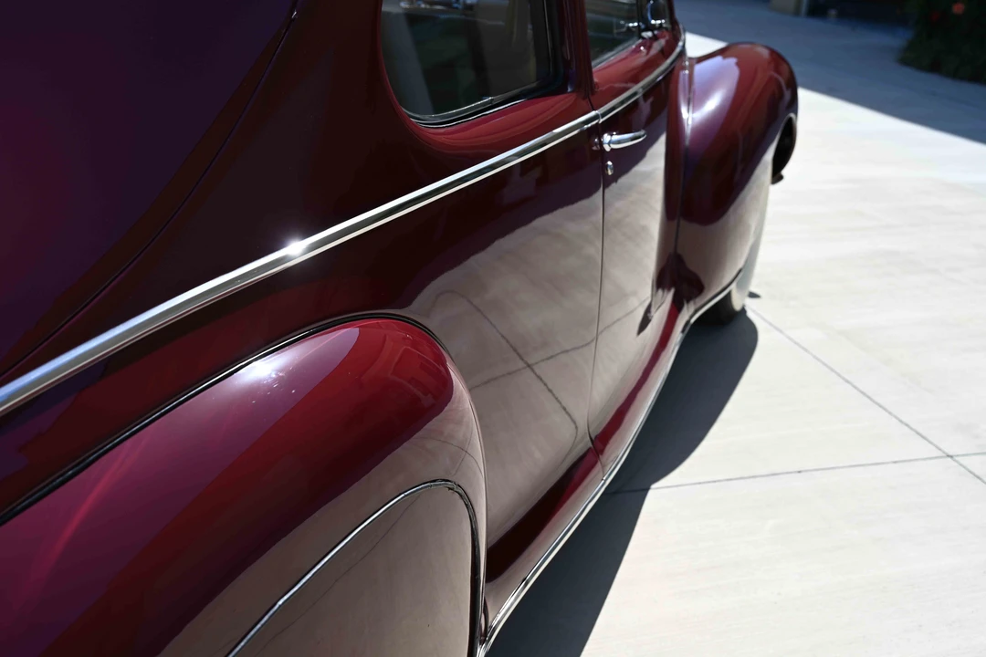 1940 Lincoln Zephyr - Image 26 of 31