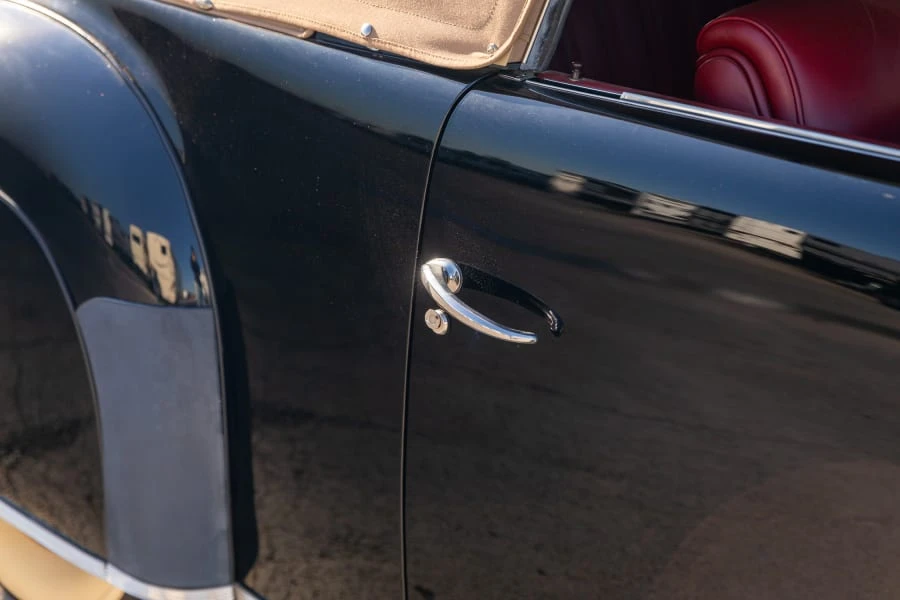 1940 Lincoln Continental 1st Gen - Image 9 of 31