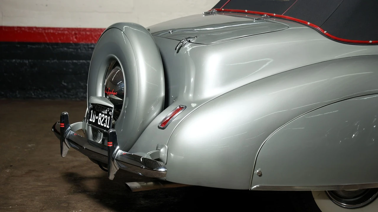 1940 Lincoln Zephyr - Image 21 of 31