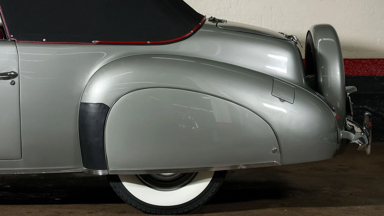 1940 Lincoln Zephyr - Image 19 of 31