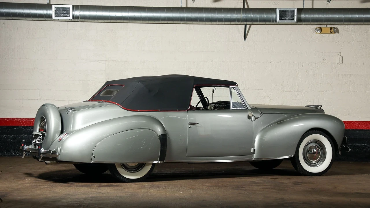 1940 Lincoln Zephyr - Image 2 of 31
