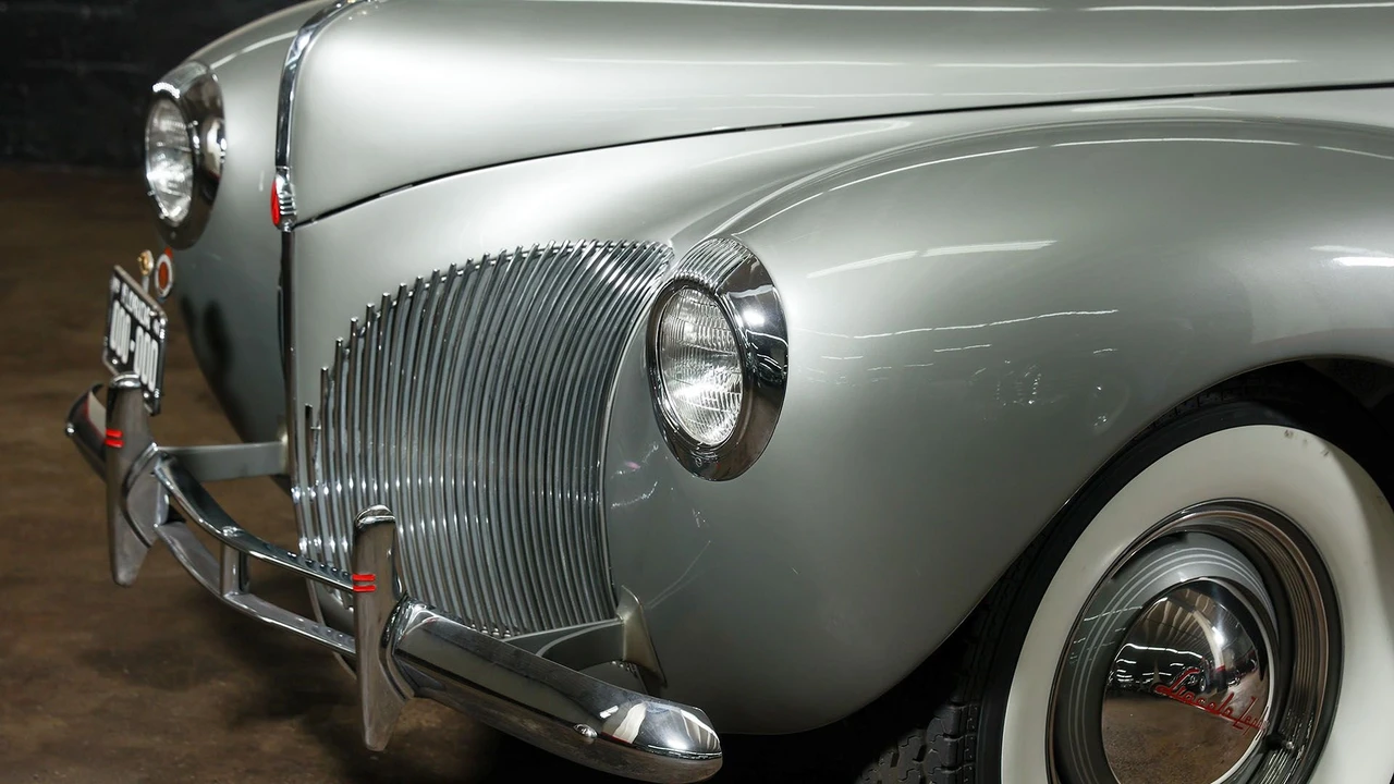 1940 Lincoln Zephyr - Image 6 of 31