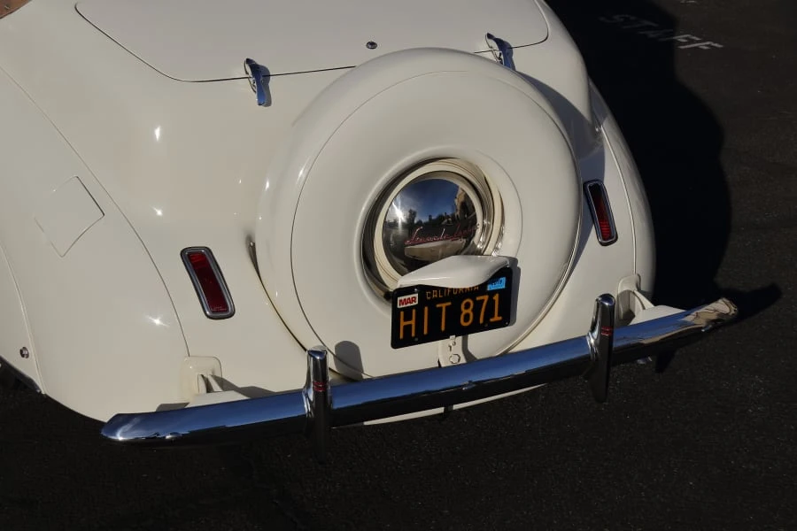 1940 Lincoln Continental 1st Gen - Image 12 of 31
