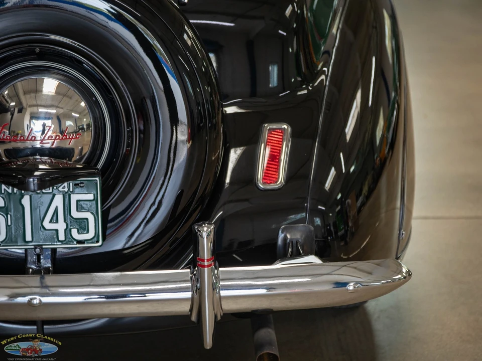 1940 Lincoln Zephyr - Image 21 of 31