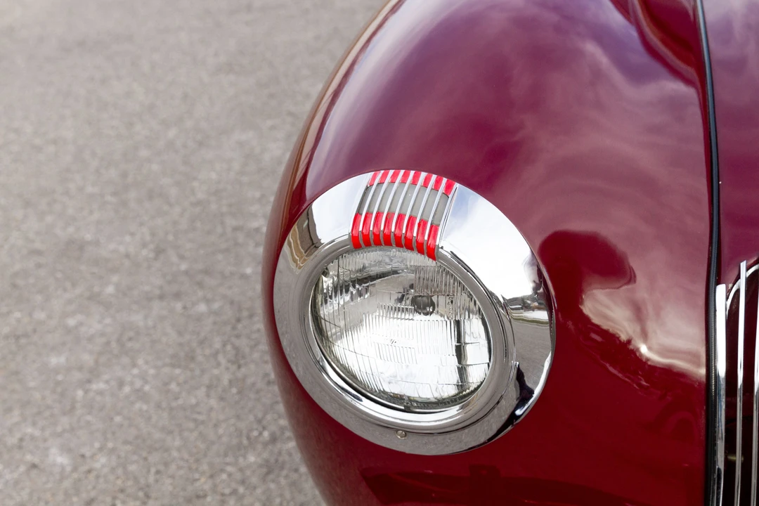 1940 Lincoln Zephyr - Image 3 of 17