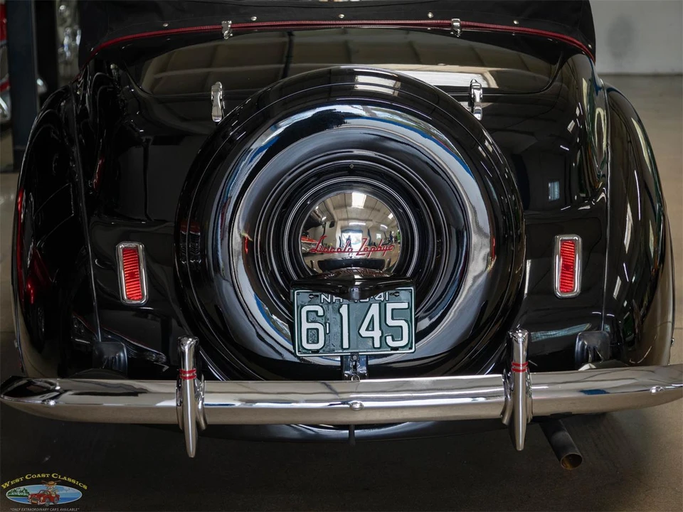 1940 Lincoln Zephyr - Image 19 of 31