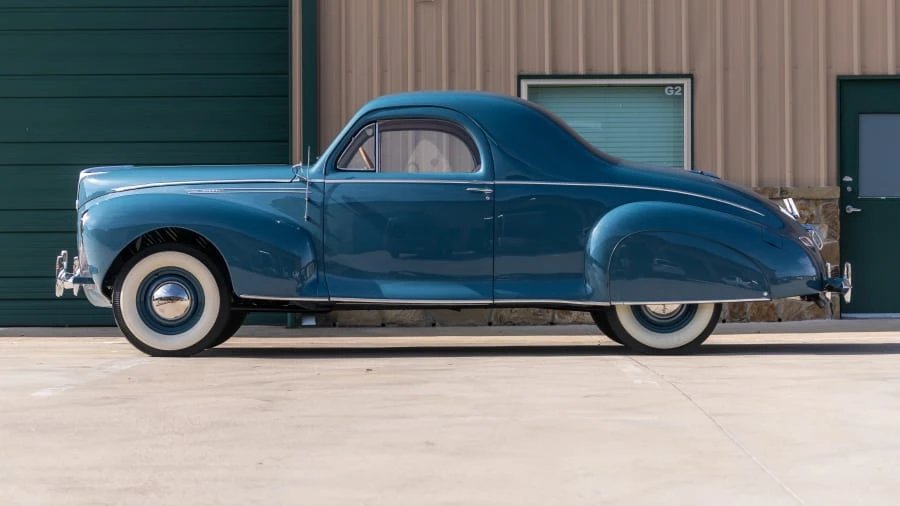 1940 Lincoln Zephyr - Image 2 of 28