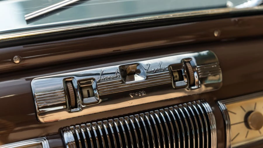 1940 Lincoln Zephyr - Image 10 of 28