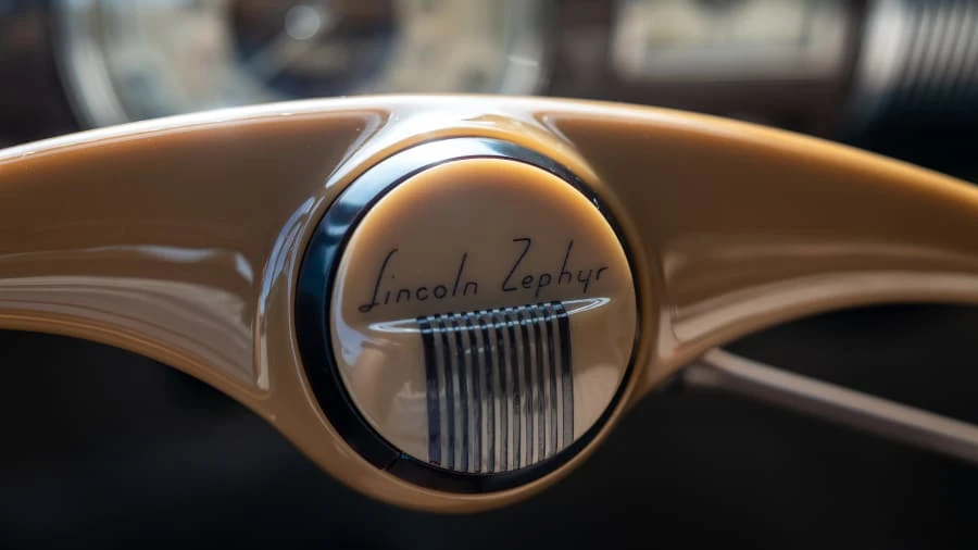 1940 Lincoln Zephyr - Image 15 of 28