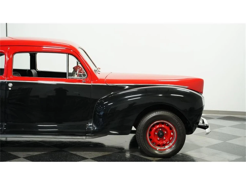 1940 Lincoln Zephyr - Image 28 of 31
