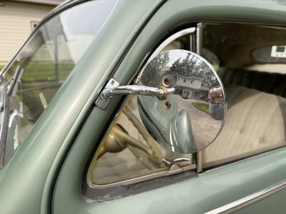 1940 Lincoln Zephyr - Image 24 of 31