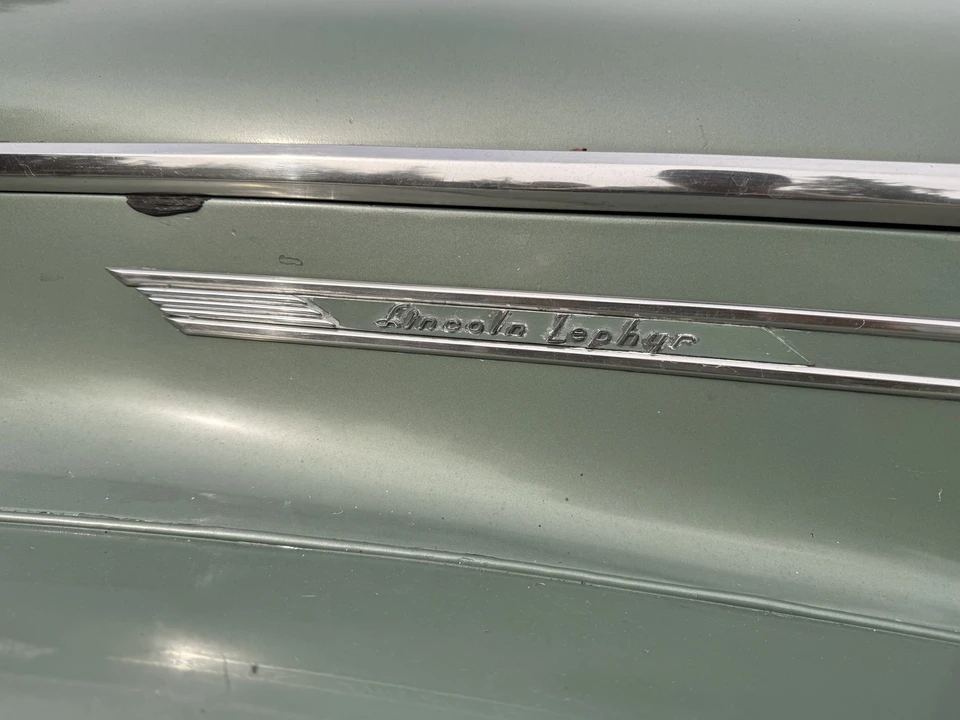 1940 Lincoln Zephyr - Image 20 of 31