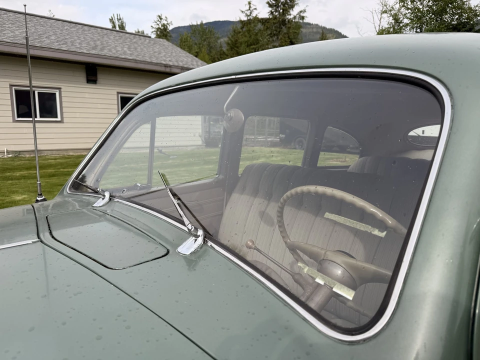 1940 Lincoln Zephyr - Image 22 of 31