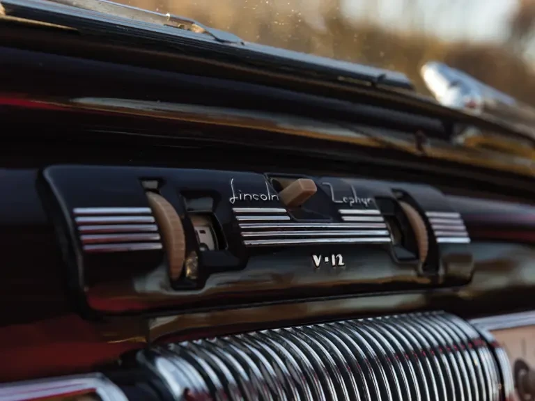 1940 Lincoln Zephyr - Image 16 of 31