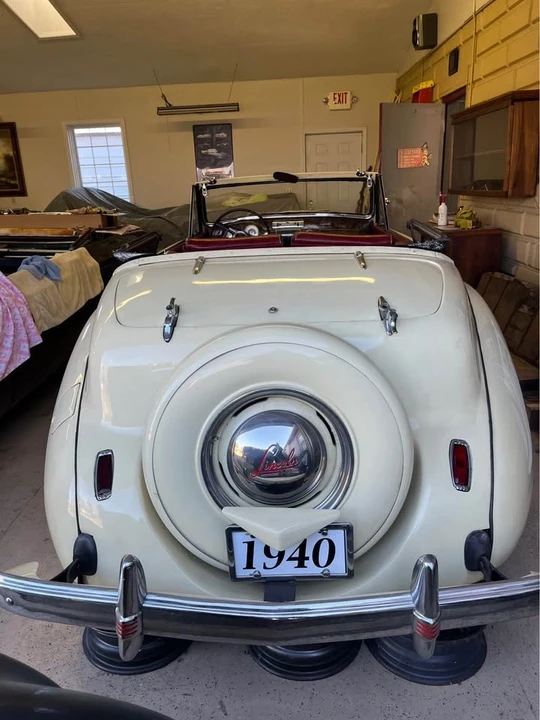 1940 Lincoln Continental 1st Gen - Image 4 of 19