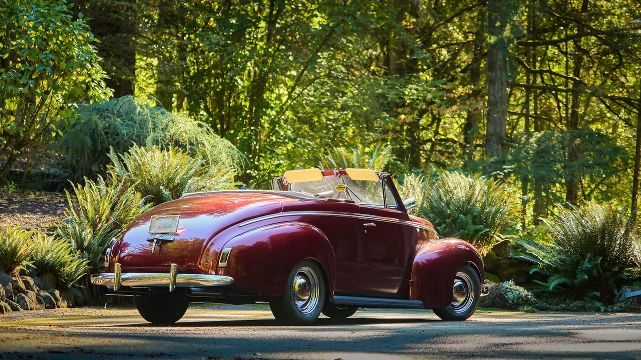 1940 Mercury Eight - Image 13 of 31