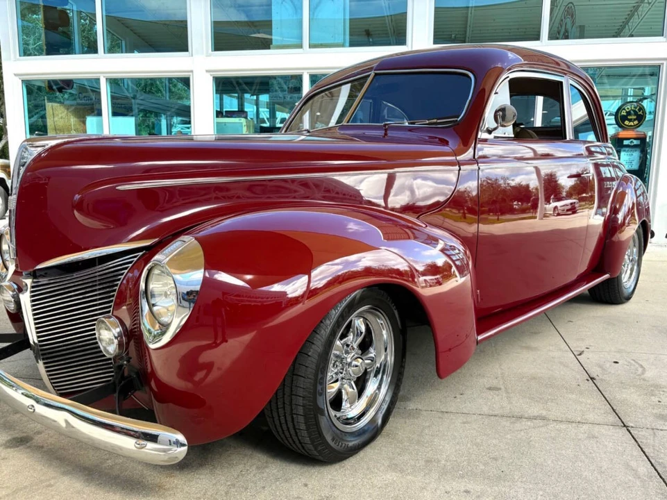 1940 Mercury Eight - Image 11 of 12