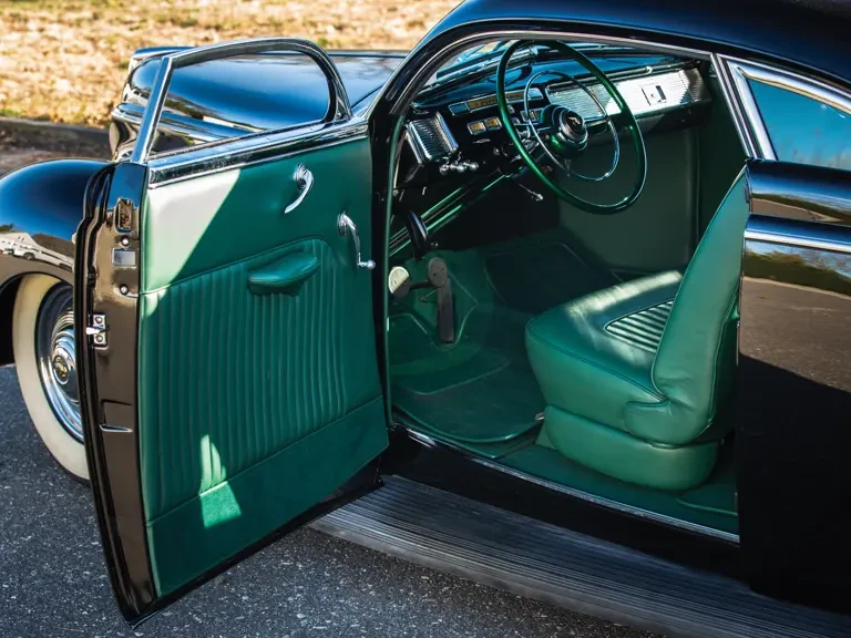 1940 Mercury Eight - Image 5 of 29