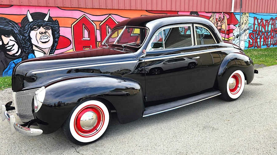 1940 Mercury Eight - Image 11 of 30