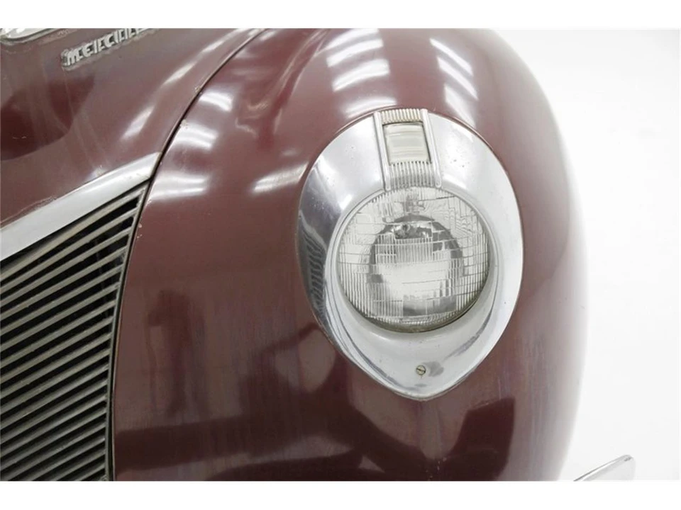 1940 Mercury Eight - Image 13 of 31