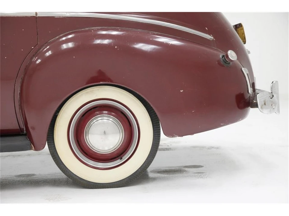 1940 Mercury Eight - Image 18 of 31