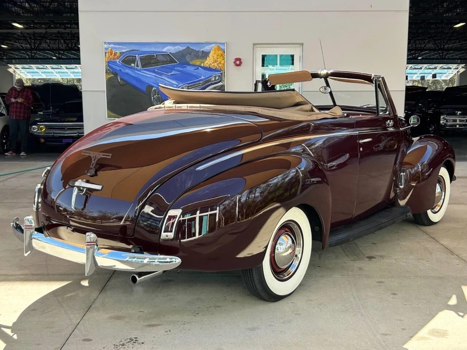 1940 Mercury Eight - Image 5 of 31