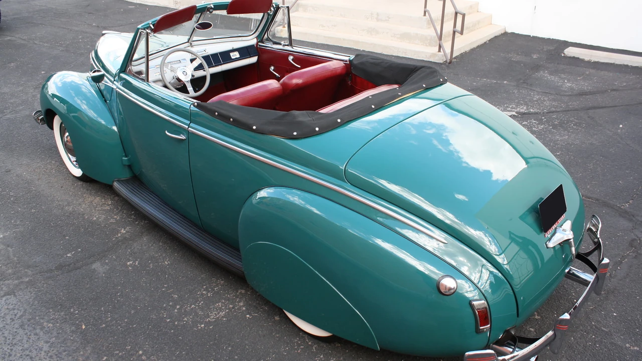 1940 Mercury Eight - Image 16 of 17