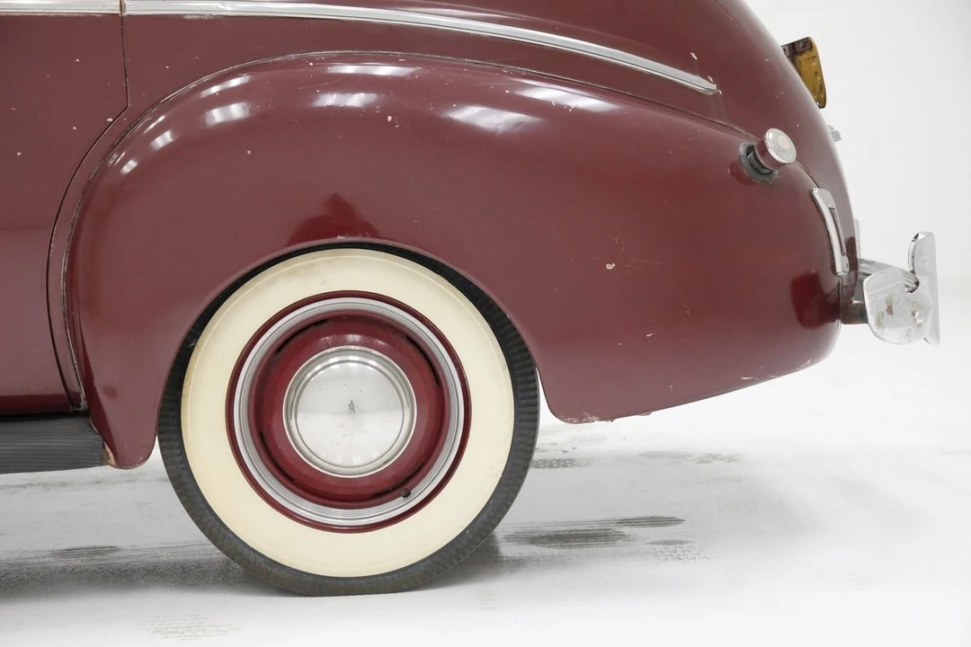 1940 Mercury Eight - Image 18 of 21