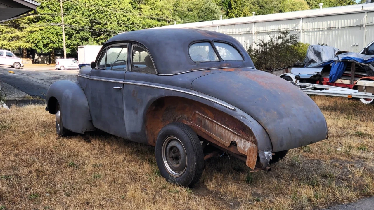 1940 Mercury Eight - Image 8 of 21
