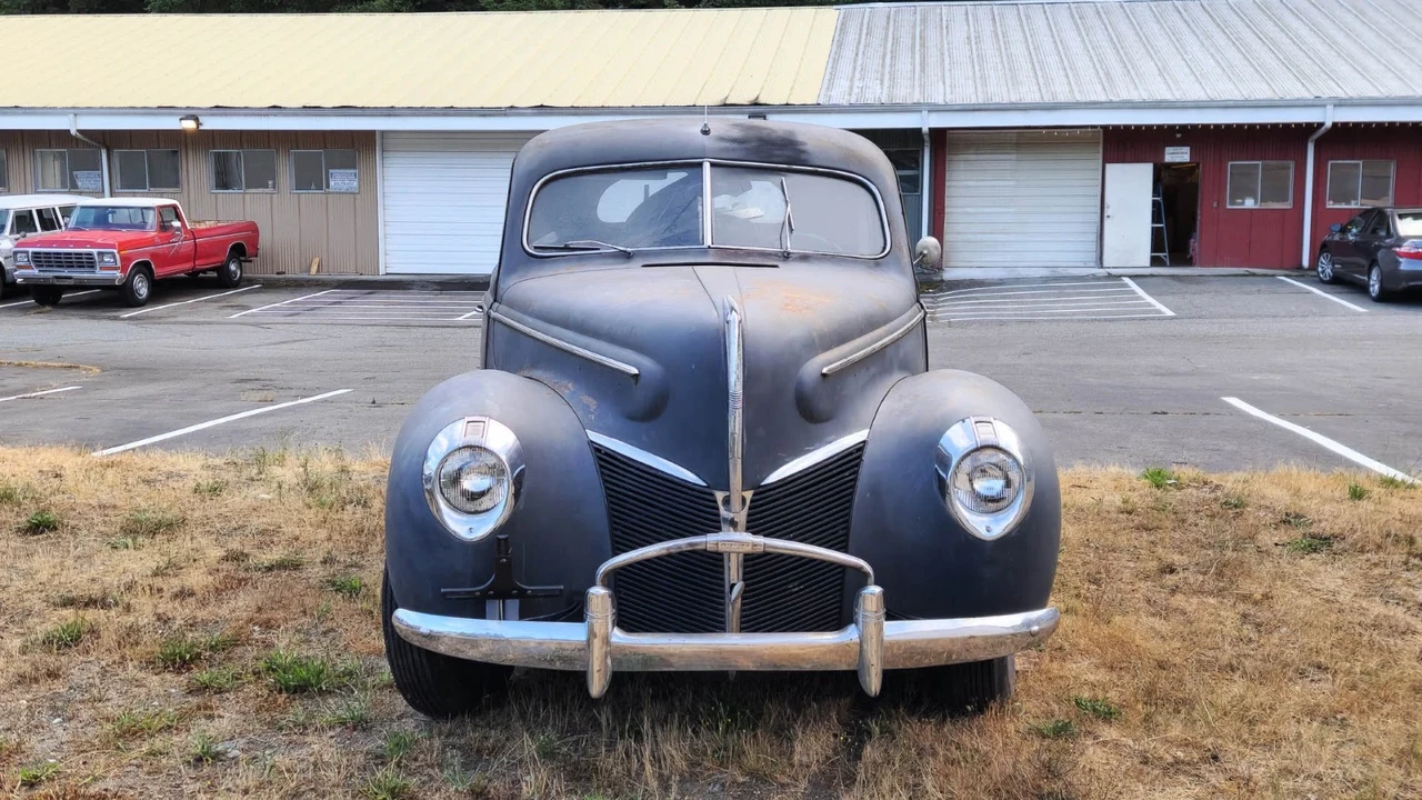 1940 Mercury Eight - Image 6 of 21