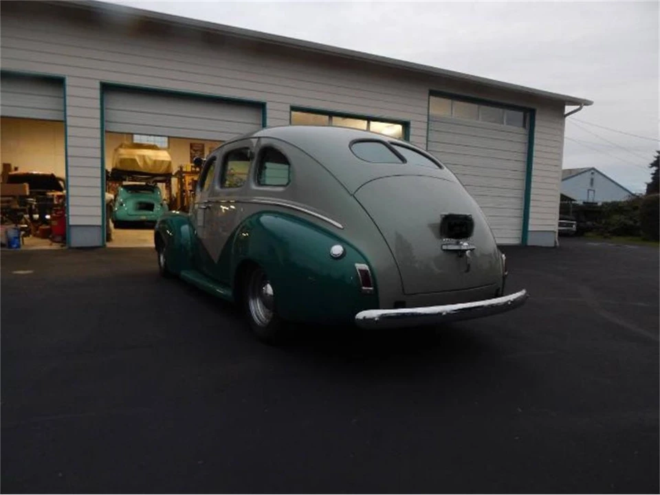 1940 Mercury Eight - Image 3 of 10