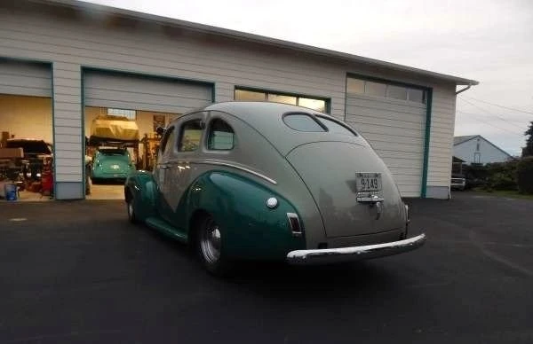 1940 Mercury Eight - Image 2 of 9
