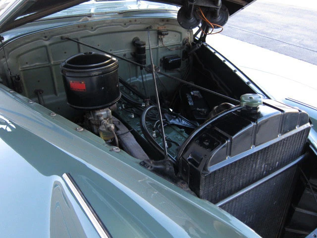 1940 Oldsmobile 98 - Image 3 of 5