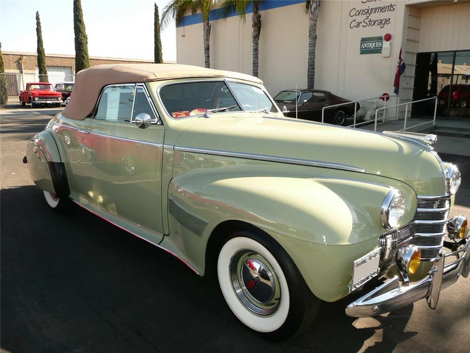1940 Oldsmobile 98 - Image 4 of 4