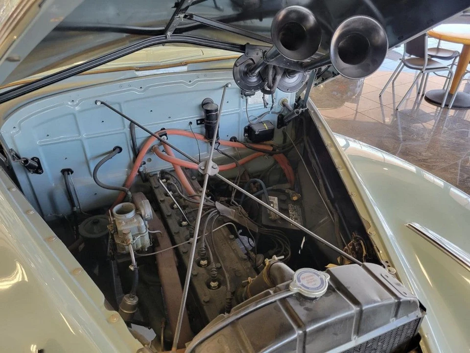 1940 Oldsmobile 98 - Image 14 of 21