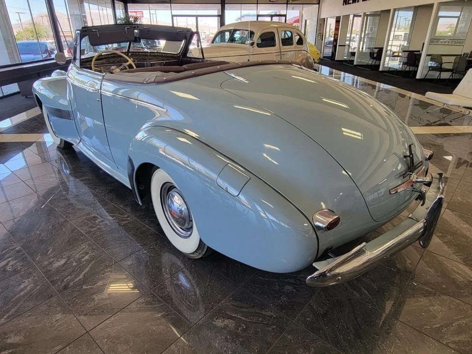 1940 Oldsmobile 98 - Image 2 of 21