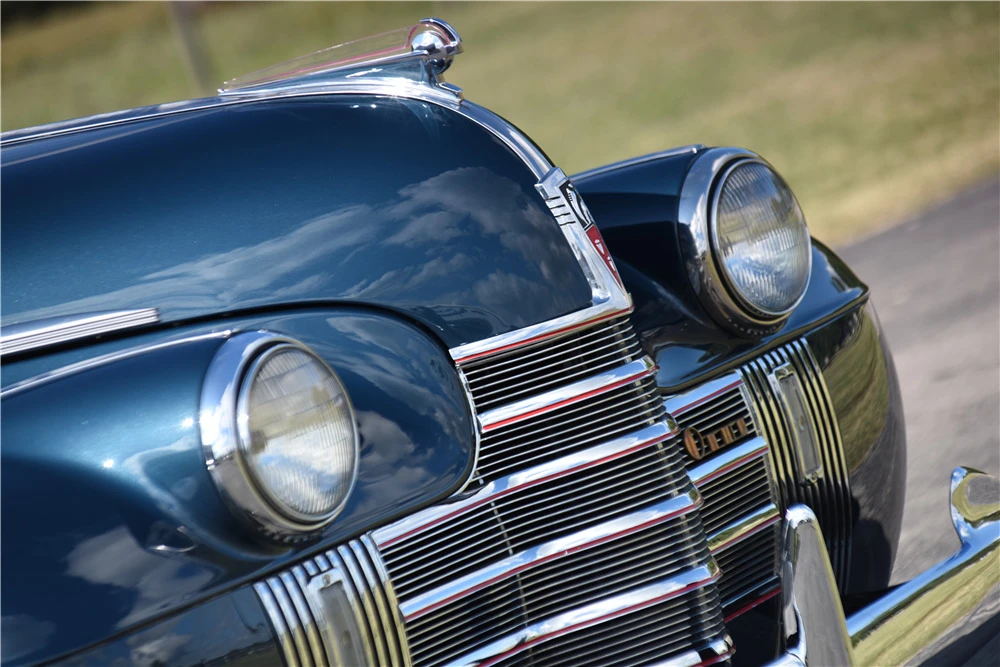 1940 Oldsmobile 98 - Image 5 of 8