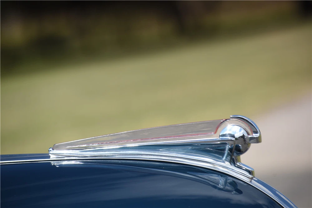 1940 Oldsmobile 98 - Image 6 of 8