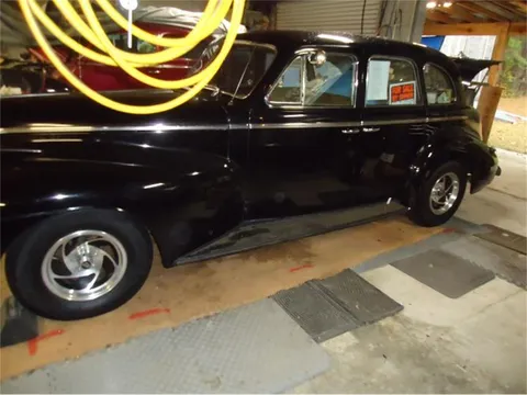1940 Oldsmobile 60 Retro-Rod