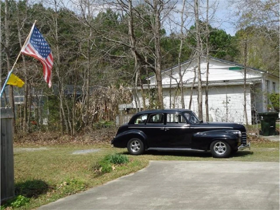 1940 Oldsmobile 98 - Image 5 of 10
