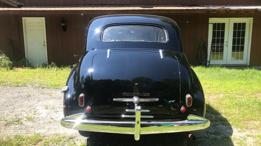 1940 Oldsmobile 98 - Image 4 of 5