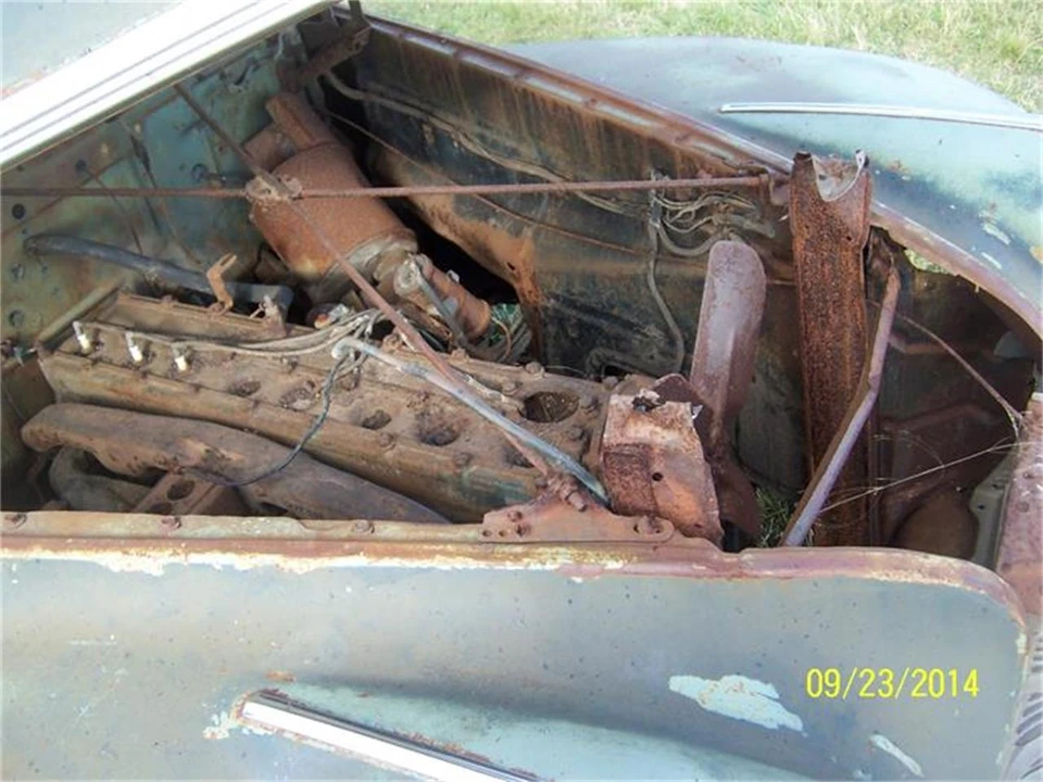 1940 Oldsmobile 98 - Image 14 of 16