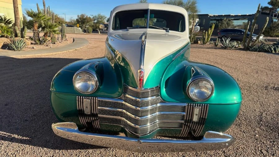 1940 Oldsmobile 98 - Image 3 of 12