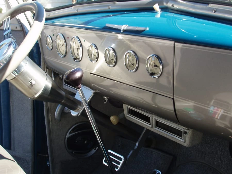1940 Oldsmobile 98 - Image 3 of 12