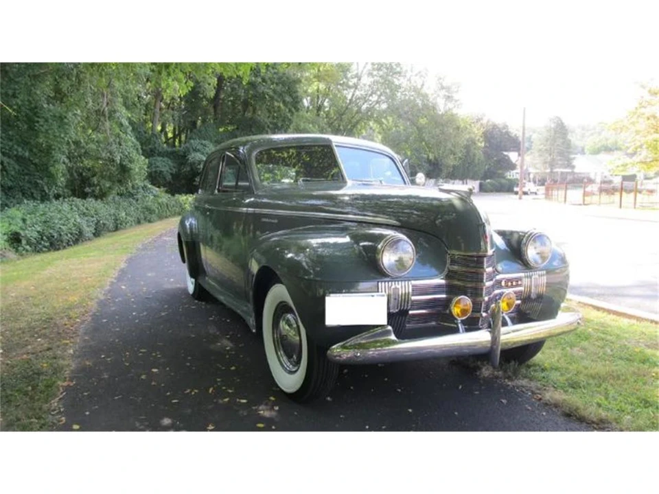 1940 Oldsmobile Custom Cruiser - Image 4 of 9