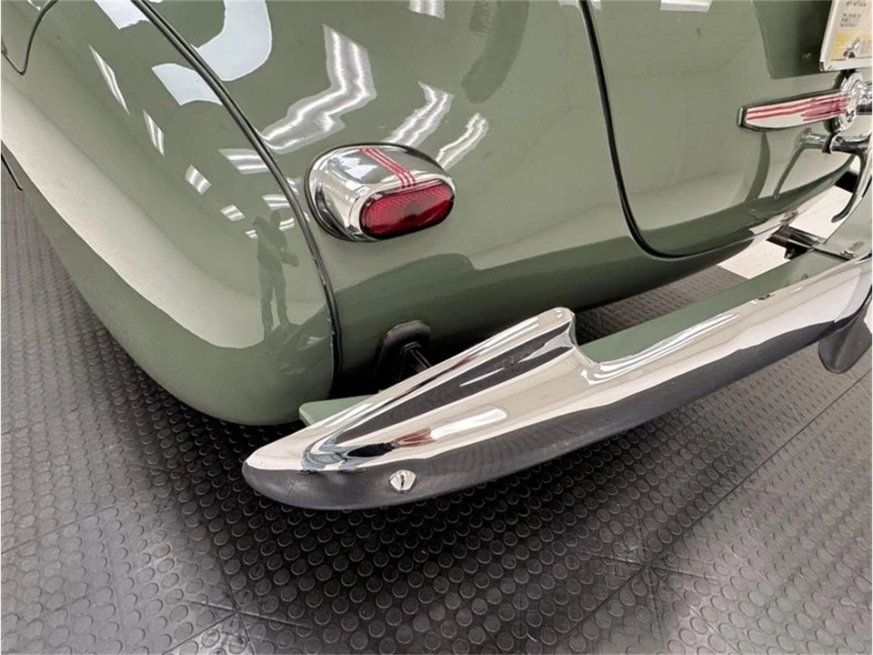 1940 Oldsmobile F-Series - Image 22 of 31