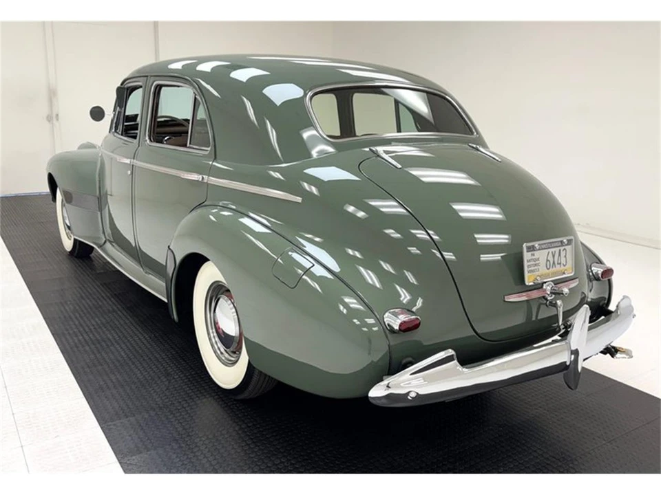1940 Oldsmobile F-Series - Image 3 of 31