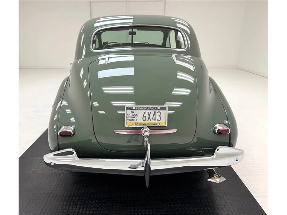 1940 Oldsmobile F-Series - Image 4 of 31