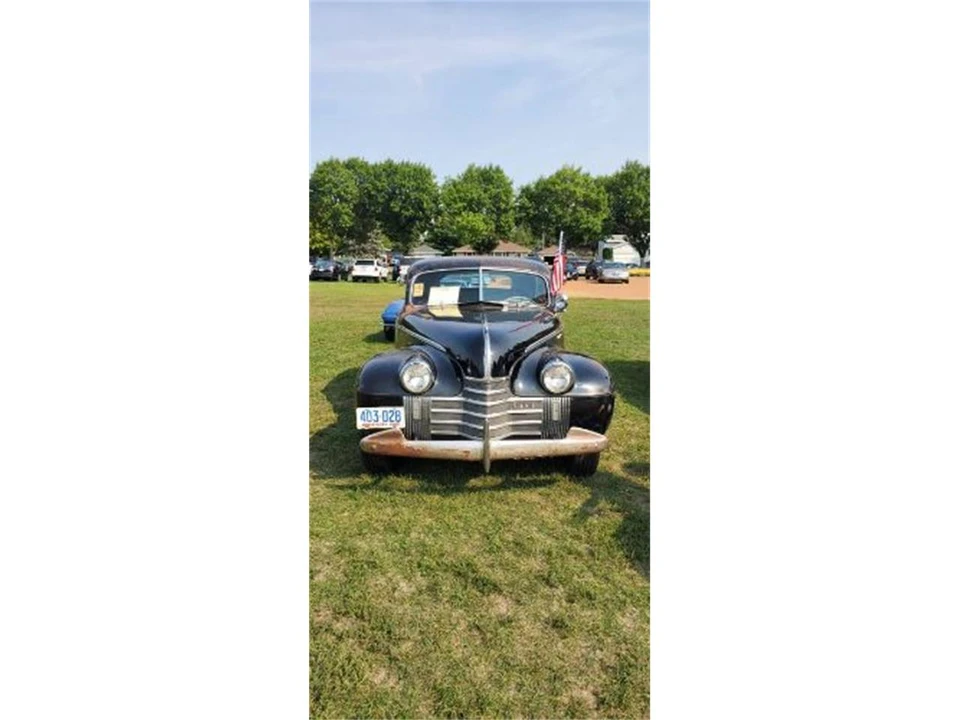 1940 Oldsmobile 98 - Image 8 of 8