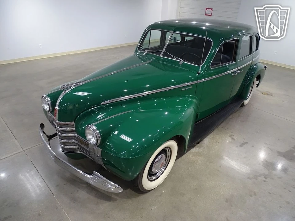 1940 Oldsmobile - Image 4 of 21